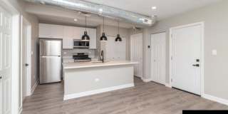1364 W Ohio Gallery 3