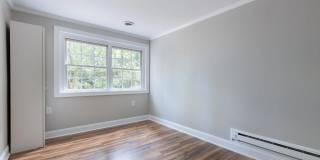 Room in 5 Bedroom House at 4600 Joyner Pl Gallery 31