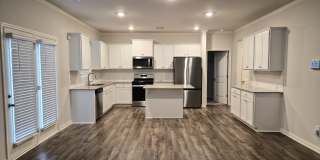 949 Brookfield Dr Gallery 3