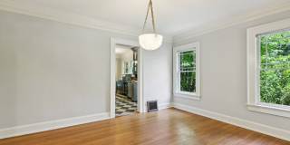 1500 N Highland Avenue NE Gallery 10