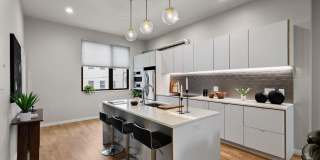 1720-00 FOLSOM Street Gallery 8