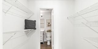 Buffalo Creek Apartments Gallery 49