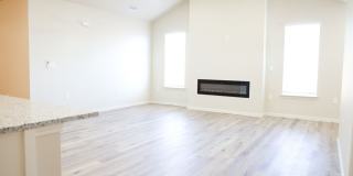 2109 Bryant St Gallery 9
