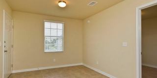 335 Rachel Street unit: Garage Apartment Gallery 4