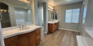 22276 Silverpointe Gallery 12