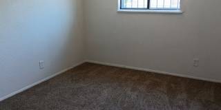 3 Bedroom, 1 Bathroom Home! Schedule a Showing Soon! Gallery 13