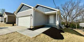 New 5BR Retreat With Hot Tub 2 Living Areas WC, OH Gallery 1