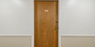 Downtown 2 bedroom Condo! Gallery 25
