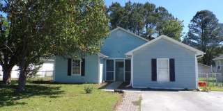 Lovely 3 Bedroom 2 Full Bathroom with a Bonus Room located in Springdale Acres Gallery 1