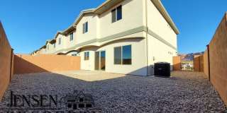 Red Mountain Vista Town Home-$500 Move-in Special Gallery 19