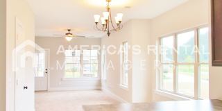 Beautiful Town Home with Garage in Chelsea... Available to View Now!!! Gallery 10