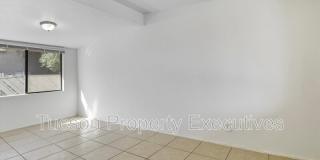 1638 North Beverly Avenue Gallery 12