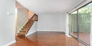 Room in 3 Bedroom Home at Sandy Creek Dr Gallery 16