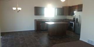 3 Bed 3 Bath Single Family Home Gallery 1