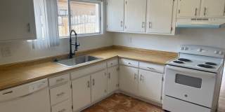 Classic 3Bed/2Bath single story home located near Boulder Highway Gallery 10
