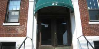$2,110 Brighton Studio | Short distance to Green Line | Budget-Friendly Brighton Living Gallery 6