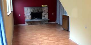 $4900 / 6br - University/ Wallingford House! 6BR/3BTH Gallery 8
