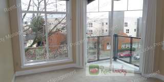 INCREDIBLE PRICE! Lovely CITY VIEW 2-Bedroom, 2 Bath Condo in Fremont Area w/Garage Parking!! Gallery 15