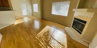 2 Bed 2 Bath Downstairs Condo in Henderson Gallery 1