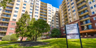 Hampshire Tower Apartments Gallery 3