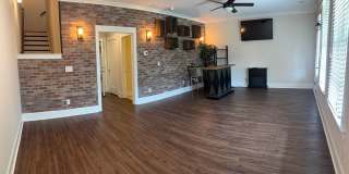 3 Bed/3.5 Bath Townhome For Lease Within Walking Distance to Downtown Woodstock Gallery 28