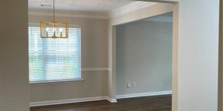 160 Village Trace Gallery 6