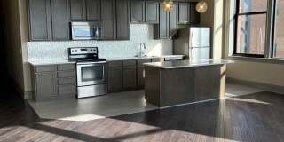 Come live in the Parker Building in Downtown Davenport. Gallery 20