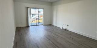 723 Ivan Avenue S unit: 723 Gallery 25