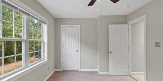 300 Streamwood Drive - 1 Gallery 17