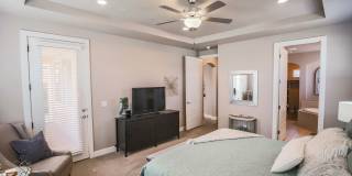 3 bed, 2 bath, office, 3 car garage. UTILITIES included Gallery 25