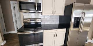 Spacious 2-Bedroom, 1-Bathroom Home AVAILABLE NOW!! Gallery 8