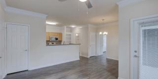 Lakeside at Town Center Apartments Gallery 38