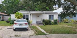 428 NW 21st Ter Gallery 1