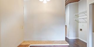 111 N Hollywood Dr. Gallery 21