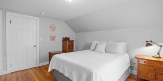 989 Union Street Gallery 36