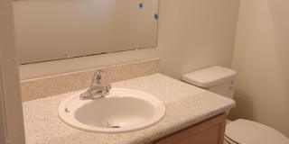 3bed 2.5 bath Silverdale Rejuvinated Townhouse Gallery 15