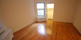 5528-5532 S. Everett Avenue Gallery 12