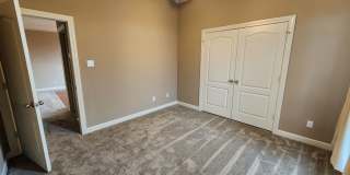 Welcome home to 9124 Wetherbee Circle in Sherwood's Millers Crossing - for rent - *Please read the full description* Gallery 23