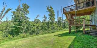 Modern 3-Bedroom Bella Vista Home with Bonus Room and Tiered Deck Gallery 32