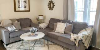 3808 North SHEFFIELD Ave. Apt. Gallery 15