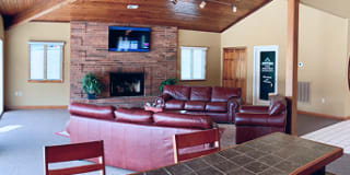 Stoneview Gallery 31