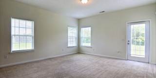 3 Bedroom 2 Bathroom Live Oak - Richmond Hill Gallery 17