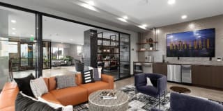 Mason & Main Gallery 35