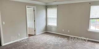 5013 Marathon Lane Gallery 18