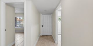 351 Club Circle Gallery 10