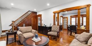 199 E 7Th St Gallery 17