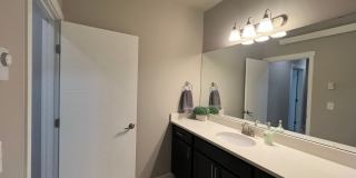 Newer 5 Bedroom House close to Shopping, Lake Padden, WWU, South Side of Bellingham Newer 5 Bedroom House close to Shopping, Lake Padden, WWU, South Side of Bellingham Gallery 40