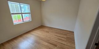 1St Ave. 3710*** Gallery 7