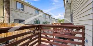 Spacious Townhouse with Central AC and Washer/Dryer Spacious Townhouse with Central AC and Washer/Dryer Gallery 10
