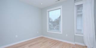 Welcome to 2737 Shenandoah Ave – a modern townhome for rent in Charlotte located in the highly sought-after Chantilly neighborhood Gallery 19